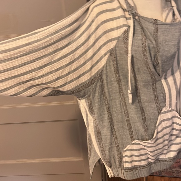 FP pullover - Picture 5 of 6